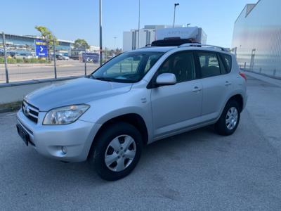 PKW "Toyota RAV4 2,2 D-4D 135 DPF 4WD", - Fahrzeuge und Technik