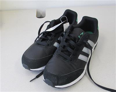 Paar Turnschuhe "Adidas Neo", - Postal Service - Special auction