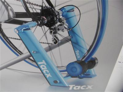 Rollentrainer " Tacx Blue Matic", - Postfundstücke