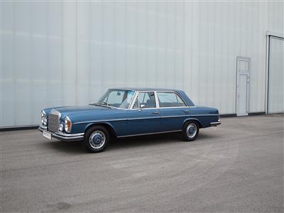 1971 Mercedes-Benz 300 SEL 6.3 - Historická motorová vozidla