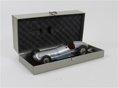 Märklin "Mercedes-Benz W154" - CLASSIC CARS and Automobilia