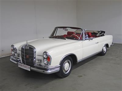 1967 Mercedes-Benz 250 SE Cabriolet - Klassische Fahrzeuge und Automobilia