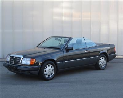 1993 Mercedes-Benz 300 CE-24 Convertible - CLASSIC CARS and Automobilia