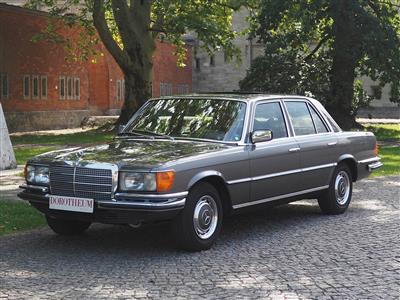 1975 Mercedes-Benz 280 SE (ohne Limit/ no reserve) - Historická motorová vozidla