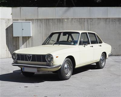 1967 Alfa Romeo OSI 2600 de Luxe - Historická motorová vozidla