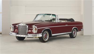 1964 Mercedes-Benz 220 SEb Cabriolet - Klassische Fahrzeuge