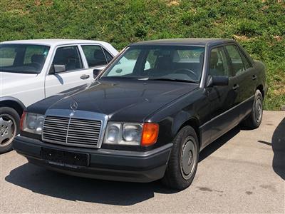 Mercedes-Benz 200 D - Oldtimer, Youngtimer & Restaurierungsobjekte