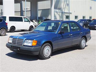 1988 Mercedes-Benz 300 D - Historické vozy, youngtimery, předměty k restaurování