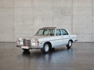 1971 Mercedes-Benz 280 SE Automatic - Klasická vozidla