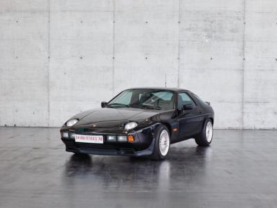 1985 Porsche 928 Automatic (ohne Limit/no reserve) - Klasická vozidla