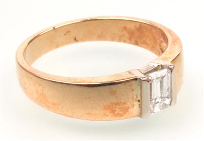 Diamant Ring - Osterauktion (Teil 2) - Juwelen,<br />Schmuck, Armband und<br />Taschenuhren