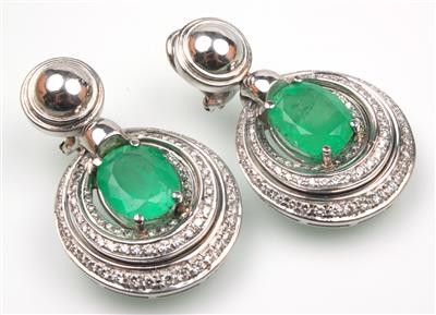 Smaragd-Brillant Ohrclips - Osterauktion (Teil 2) - Juwelen,<br />Schmuck, Armband und<br />Taschenuhren