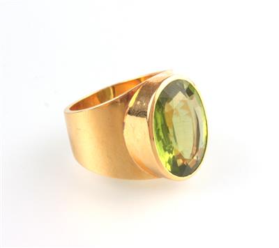 Peridot Ring - Klenoty