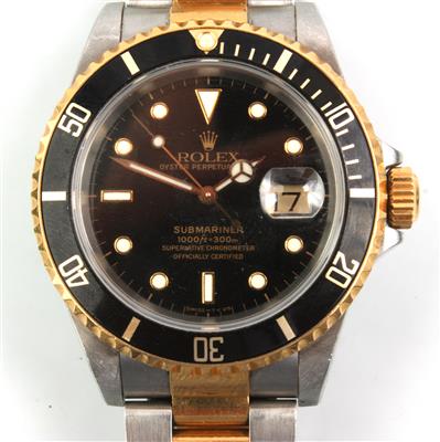 Rolex Oyster Perpetual Date Submariner - Christmas auction III
