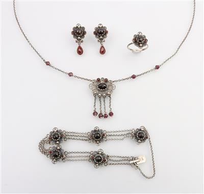 Granat Trachenschmuck Set - Juwelen und Schmuck