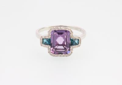 Brillant Amethyst Ring - Asta di Natale - Argenti, vetri, porcellane, incisione, militaria, tappeti