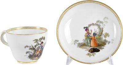 Klassizistische Kaffeetasse mit Untertasse - Antiques, art and jewellery