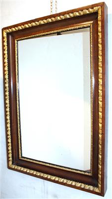 Biedermeier Wandspiegel um 1830 - Online Auktion Kunst, Antiquitäten und Schmuck