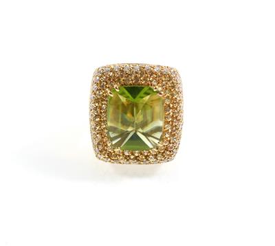 Brillant Peridotring - Antiques, art and jewellery