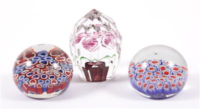 3 Briefbeschwerer (Paperweight) - Umění, starožitnosti, šperky