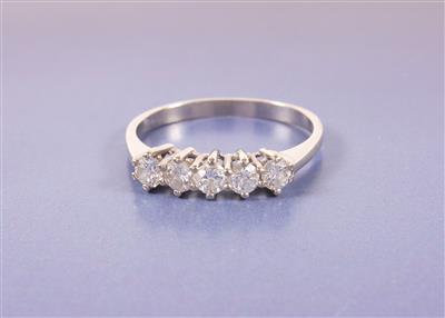 Brillantring zus. ca. 0,70 ct - Kunst, Antiquitäten und Schmuck