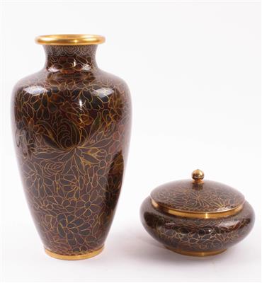Vase/Deckeldose - Jewellery, Works of Art and art