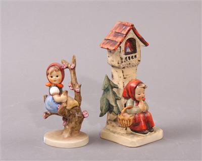 2 Hummelfiguren, "Frühling/ Am Wegesrand, Bildstöckl", - Porcelain, glass and ceramics