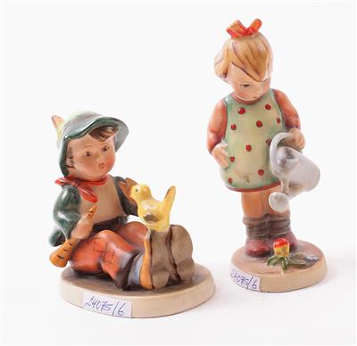 2 Hummelfiguren "S'timmt net/Die kleine Gärtnerin" - Porcellana, vetro e ceramica