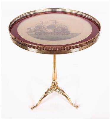 Beistelltisch (Teetisch) - Möbel und dekorative Kunst