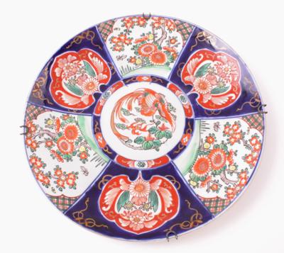 Imari-Wandteller, Japan um 1900, - Jewellery, Works of Art and art