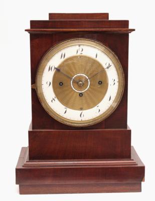 Biedermeier-Kommodenuhr, Österreich um 1830, - Klenoty, umění a starožitnosti