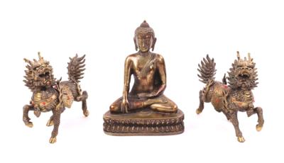 Sitzender Buddha mit Fohhunden (Wächterfiguren) Asien 20. Jhdt. - Schmuck, Kunst & Antiquitäten