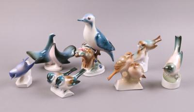 Gruppe Vogelfiguren (7 Stück) ungarisches Porzellan, Marke Zsolnay/Pecs, - Porcelán, sklo a keramika