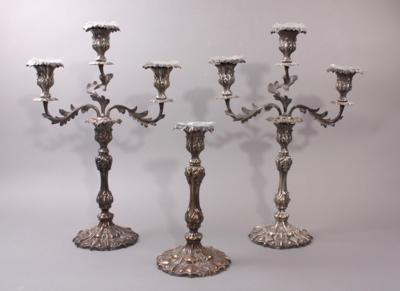3 Kerzenständer, in klassizistischem Stil, - Jewellery, antiques and art