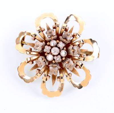 Diamant-Blütenbrosche - Jewellery, antiques and art