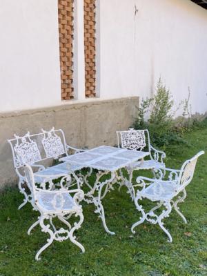 Dekorative Garten-Sitzgruppe, im klassizistischem Stil, - Garden furniture and decorations