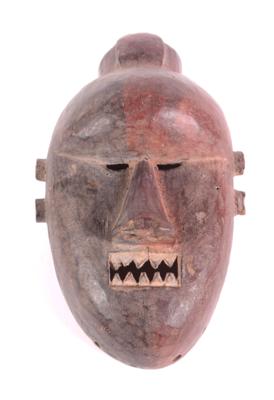 Krieger-Maske Kasangu der Salampasu/Basalampasu, Kongo - Schmuck, Kunst & Antiquitäten