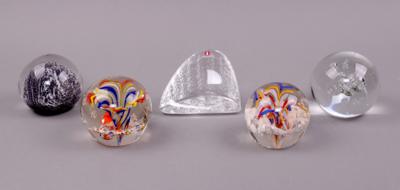 5 Briefbeschwerer (Paperweight) 1./ 2. Hälfte 20. Jhdt. - Gioielli, arte e antiquariato