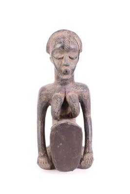 Afrikanische sitzende Figur Mutter mit Kind - Klenoty, umění a starožitnosti