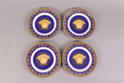 4 Brotteller, deutsches Porzellan, Marke Rosenthal, Versace Medusa Blue, - Klenoty, umění a starožitnosti