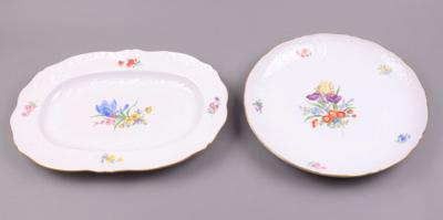 2 Platten in runder und ovaler Form - Jewelry, Art & Antiques