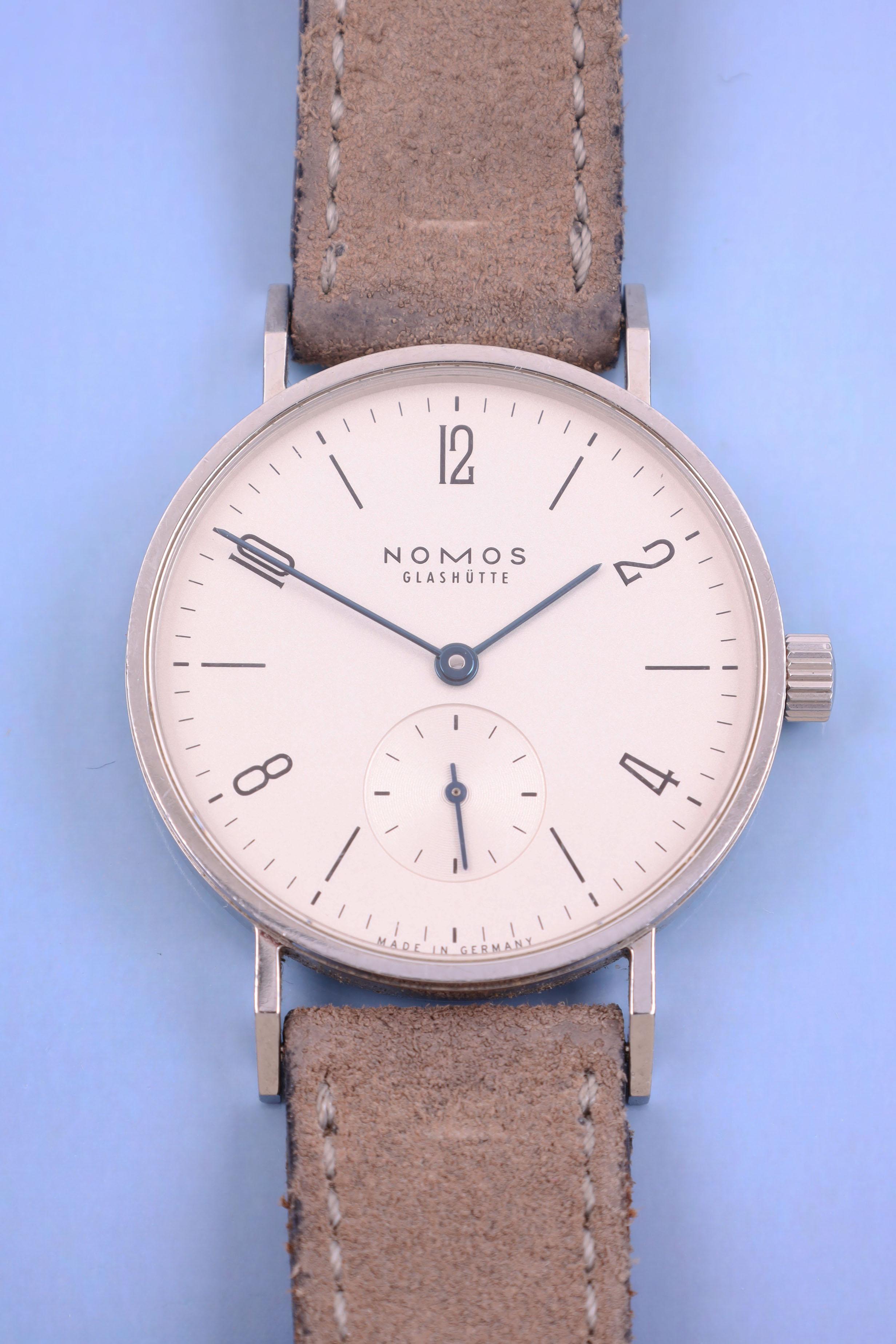 NOMOS Armbanduhr Glashütte \'Tangente\' - 400 Uhren Starting Schmuck EUR 2024/02/05 und - bid: Dorotheum 