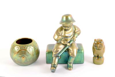 3 Figuren, ungarische Keramik, Marke Zsonlay Pecs, - Šperky, umění a starožitnosti