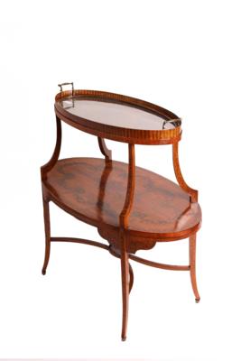 Etagere, im klassizistischen Charakter, - Jewelry, Art & Antiques