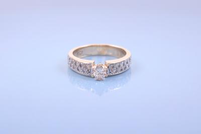 Brillant-Ring zus. ca. 0,70 ct - Šperky, umění a starožitnosti