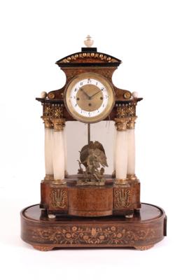 Biedermeier-Kommodenuhr, Wien 1820/30, - Šperky, umění a starožitnosti