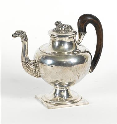 Klassizistische Teekanne - Möbel, Schmuck, Glas und Porzellan