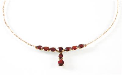 Granatcollier - Art, antiques and jewellery