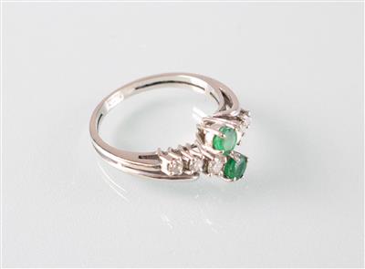 Smaragd Brillantring zus. ca.0,38 ct - Art, antiques and jewellery