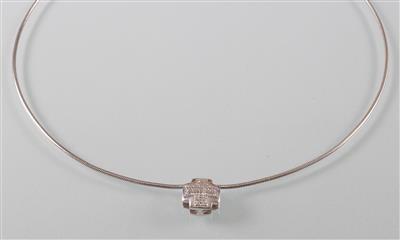 Brillantkreuz zus. ca. 0,16 ct an Fassonhalskette - Arte, antiquariato e gioielli